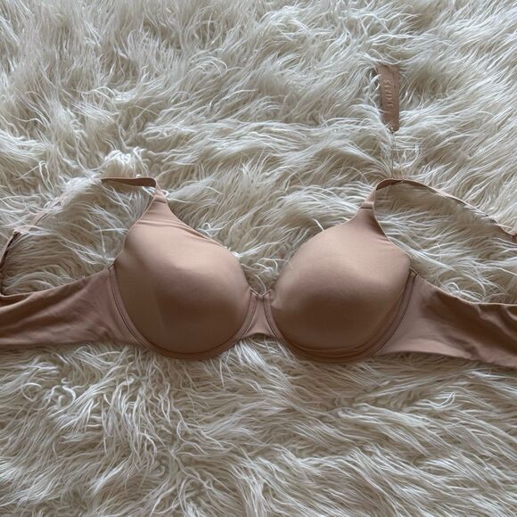 Skims Fits Everybody T-Shirt Bra Clay Size 40C - Picture 3 of 11